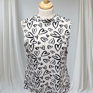 Stylish Heart Print Sleeveless Top - Black & White